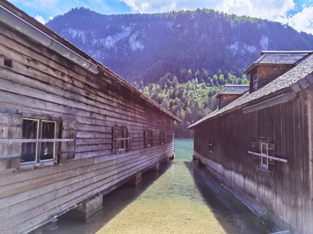 Königssee Malerwinkel Wanderung vorbei an den Bootshäusern